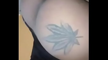 Dando O Cuzinho Gostoso...