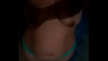 Petite Amie Riche Envoie Une Vidéo