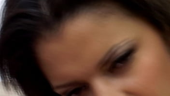 Real natural huge tits brunette