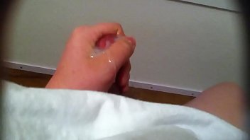 & Watch: teen loves to m  asturbate   - Gesek.Net