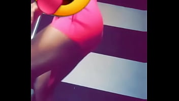 Ese Elevate track making woman to shack their ass...