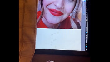 Ferdane and her big lips getting painted...