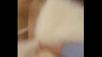 Kollegin's Jacke zum Wichsen, Schuhe vollgespritzt