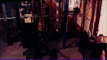 girth brooks zaddy clone working out zaddy