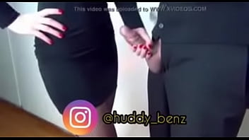 Secretary gives boss a hand job...