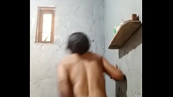 Mi Puta Me Muestra Su Ano...