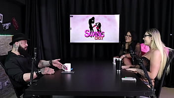 Tifany Rochas Verführerische Rotlicht-Show in Durchsichtiger Reizwäsche