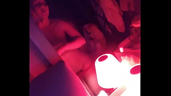 Charapita saboreando mi cuerpo