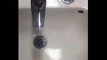Cumming in my shcool washroom sink
