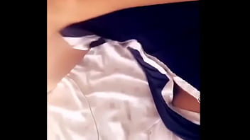 Je Veux M'amuser Avec Mes Gros Seins Et Mes Gros Fesses ;-)