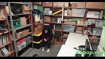 Glamor chick gets groped...