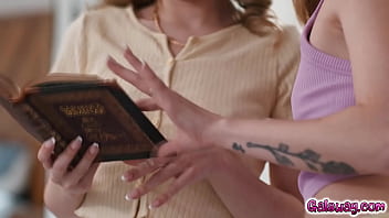 Demi Hawks learning the basics of hot steamy lesbian fuck sesh from Explicit Kait as they get into it and gets turned on