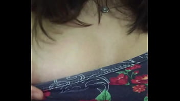 Pornqueenbee Novinha Gostosa...