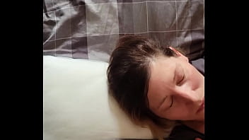 Giving wife huge facial Giving wife huge facial
