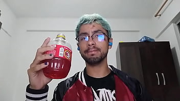 escutando kpop e bebendo corote e eu NÃO quero falar sobre isso