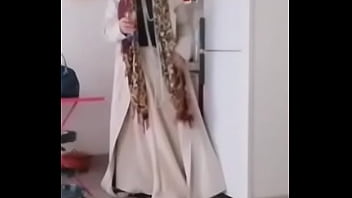 Plan cul dans entrepots