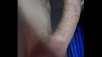 Mientras Juego Con Mi Pene Se Me Sale La Leche...