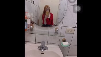 乱仑 单亲妈妈和自己三岁的儿子 舔儿子小鸡鸡 太可怕了 2025