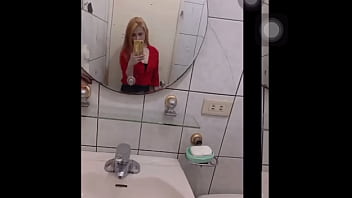 乱仑 单亲妈妈和自己三岁的儿子 舔儿子小鸡鸡 太可怕了 2025