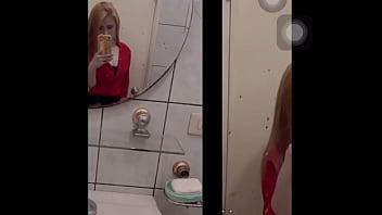 乱仑 单亲妈妈和自己三岁的儿子 舔儿子小鸡鸡 太可怕了 2025