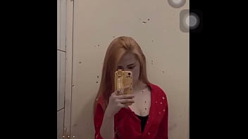 乱仑 单亲妈妈和自己三岁的儿子 舔儿子小鸡鸡 太可怕了 2025