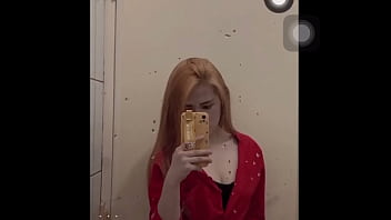 乱仑 单亲妈妈和自己三岁的儿子 舔儿子小鸡鸡 太可怕了 2025