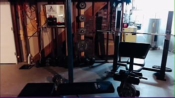 girth brooks clone yellow undies workout