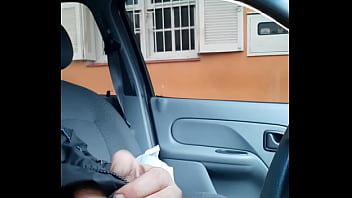 Lederne Lust im Schloss - Heißes Wichsen im Luxusschlitten