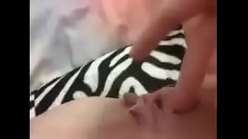 Lindo Y Virgen Vagina...