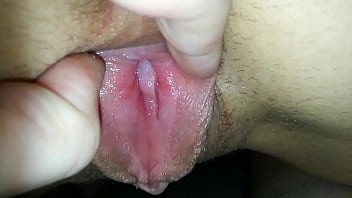 Big clit big lips pulsate pussy...