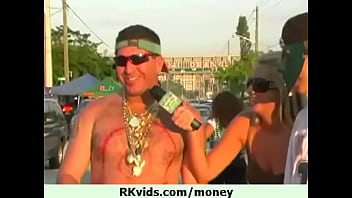 Teen chick is a perfect rider 4