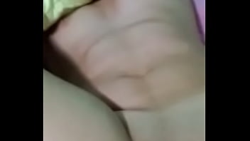 Teen Gozando Muito No Dedo Do Seu Macho...