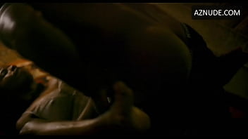 La Manipuler, Pendant Qu'elle Parle Sale Pt