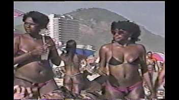 The Bikini Story 1985 Incomplete French...