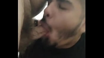 Reparem No Tanto Que Esse Pau Estava Duro O Puto Quase Que Goza Com Minha Mamada...