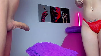 Wow, how delicious this blonde gives me good blowjobs.