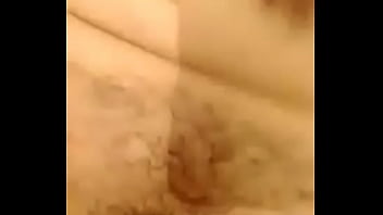 Vecina tetona manda dm