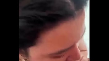 Chupandolo en la ducha