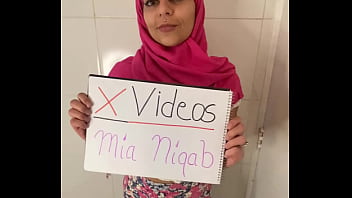 Mia Niqab