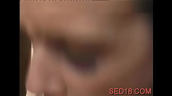 Skilled brunette does her best to cum...