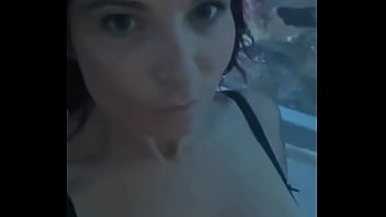 Petite vid&eacute_o cadeau, tu en veux plus, profite tout le mois de mai est &agrave_ ...