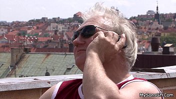 Older man fucking y. woman from behind
