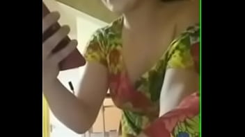 Married Teen On Ameporn Shows Her Friend Titties...