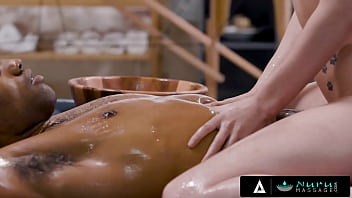 Kyler Quinns brutaler Nuru-Massage