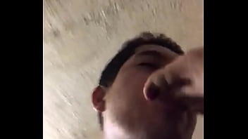 Grabando A Escondidas Mientras Le Chupo Los Pies A Mi Ex Esposa Tengo Ganas De Cojermela...