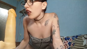 Clip Skinny Hot Milf needs Your BigLoad