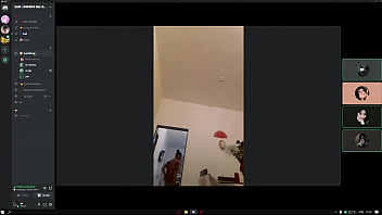 nagao foi sentar na pica bem gostosinho mas errou e caiu de boa