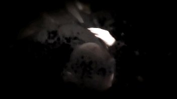 Knechtin im Lichtschatten hart gefickt