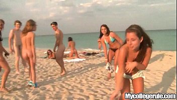 Video Mycollegerule Beach Dorm Blowjob