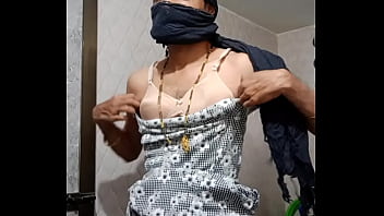 Mumbai New Cross Dresser...